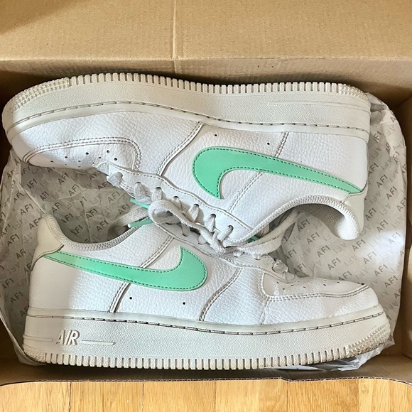 Nike Air Force 1 ‘07 “White/Green Glow-White Bone” - Picture 1 of 11